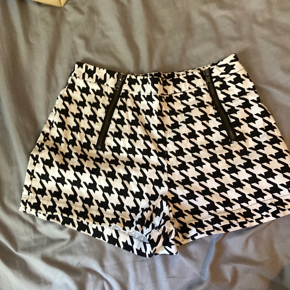 Houndstooth forever 21 shorts